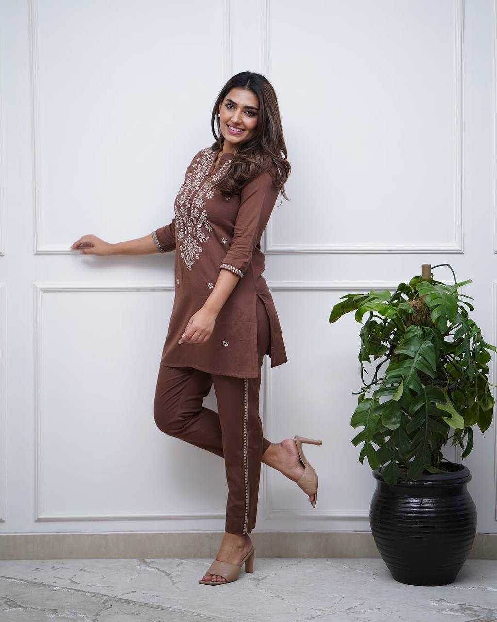Reyon Cotton Embroidered Kurti - MYLUXURY LANE ENTERPRISE